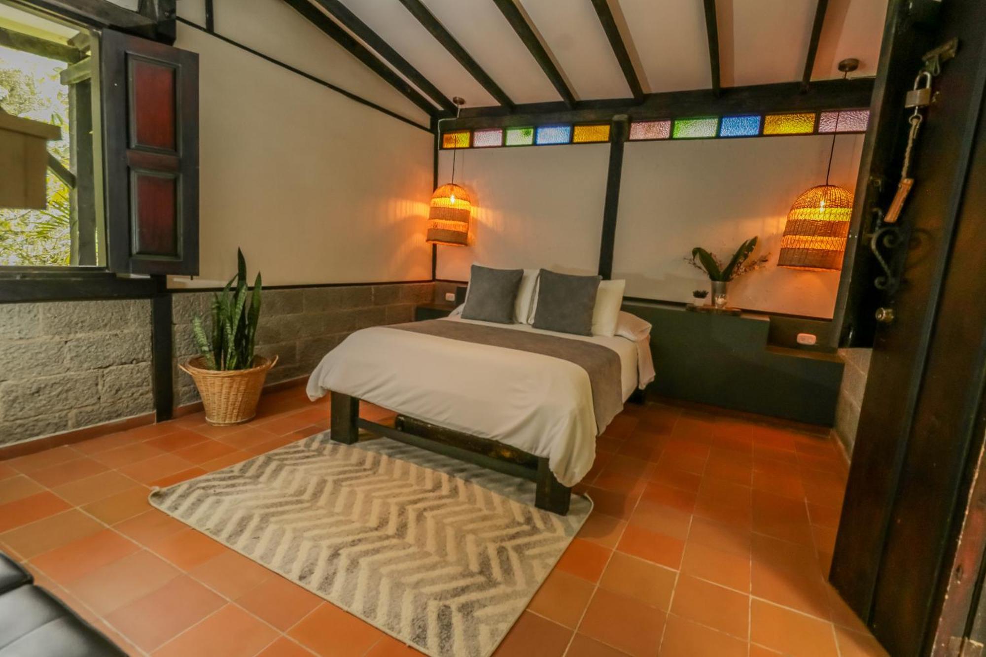 Hotel Visperas Santa Rosa de Cabal Szoba fotó