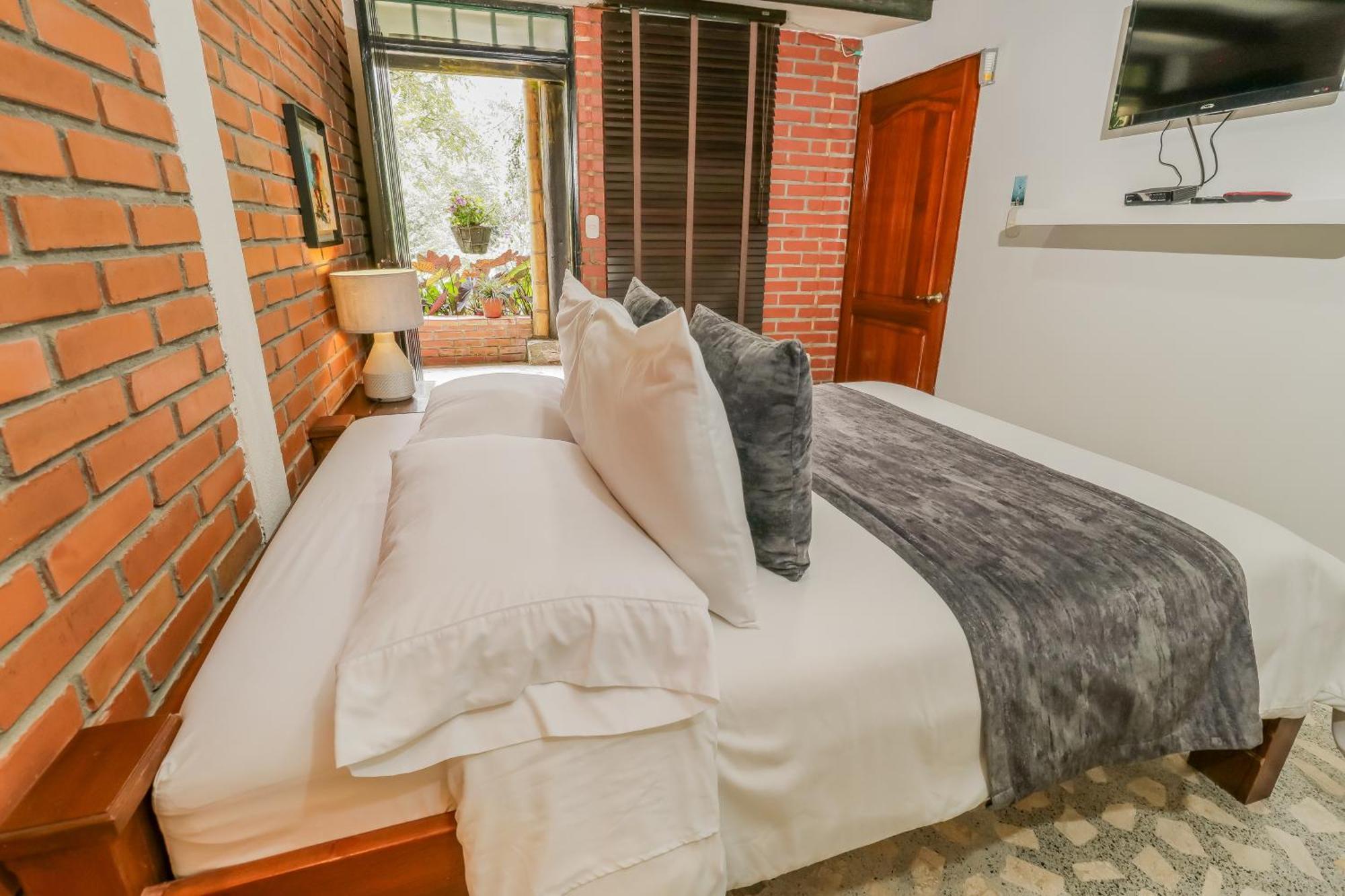 Hotel Visperas Santa Rosa de Cabal Szoba fotó