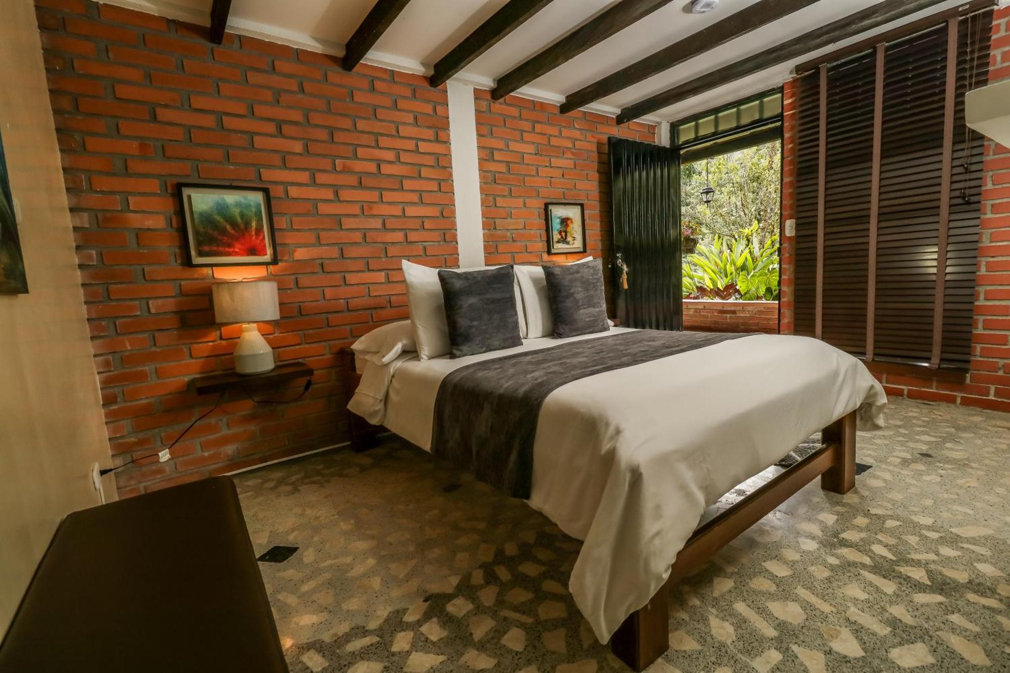 Hotel Visperas Santa Rosa de Cabal Szoba fotó